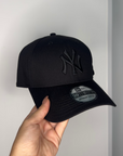 NY YANKEES ESSENT1AL