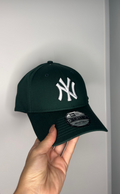 NY YANKEES ESSENTIAL